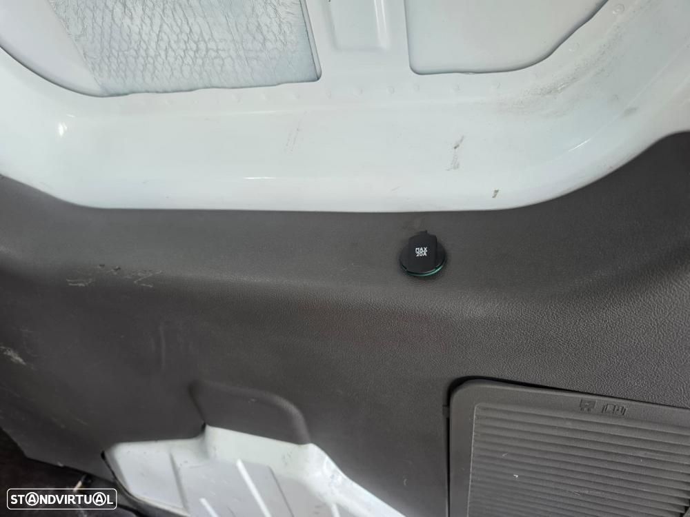 Ford Transit Connect 1.5 TDCi 220 L1 Trend - 9
