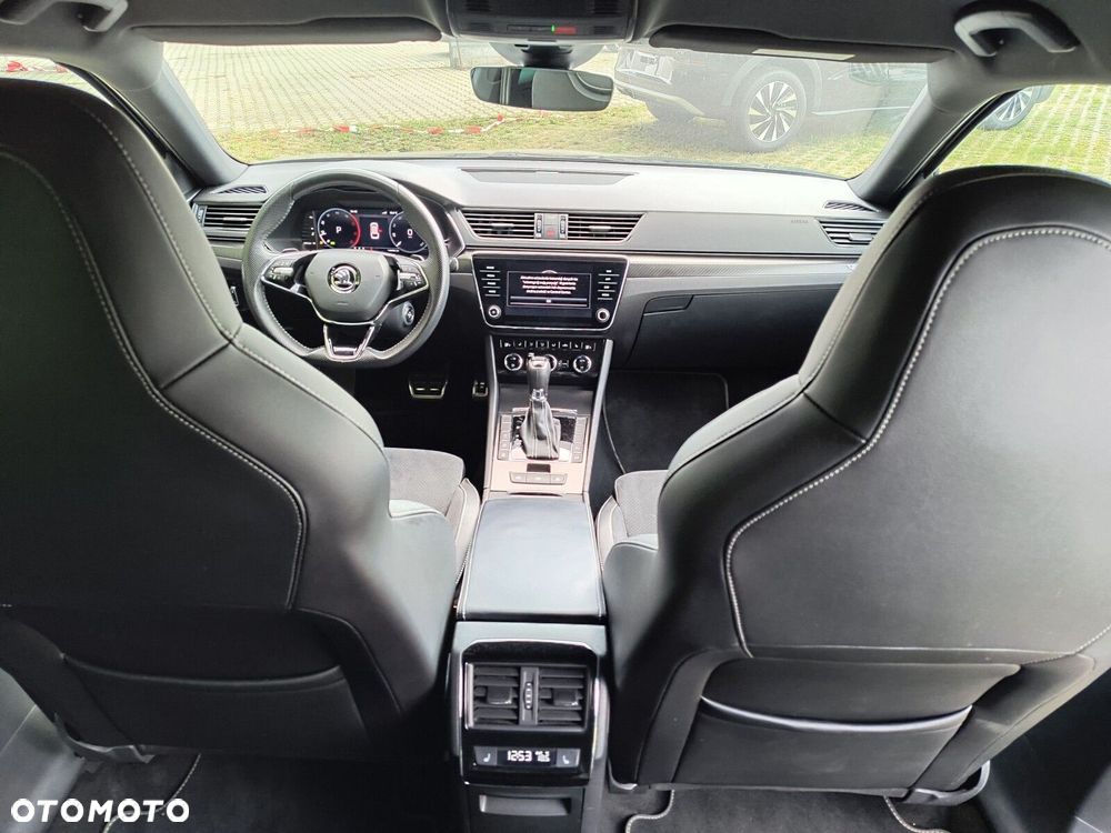 Skoda Superb 2.0 TDI SCR Sportline DSG - 14