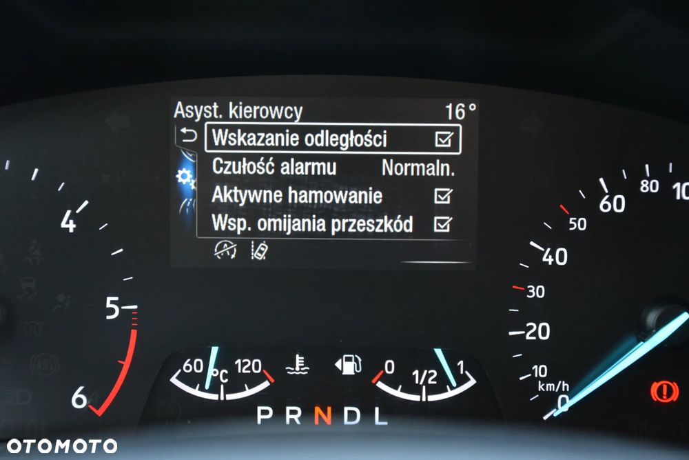 Ford Focus 2.0 EcoBlue Titanium - 36