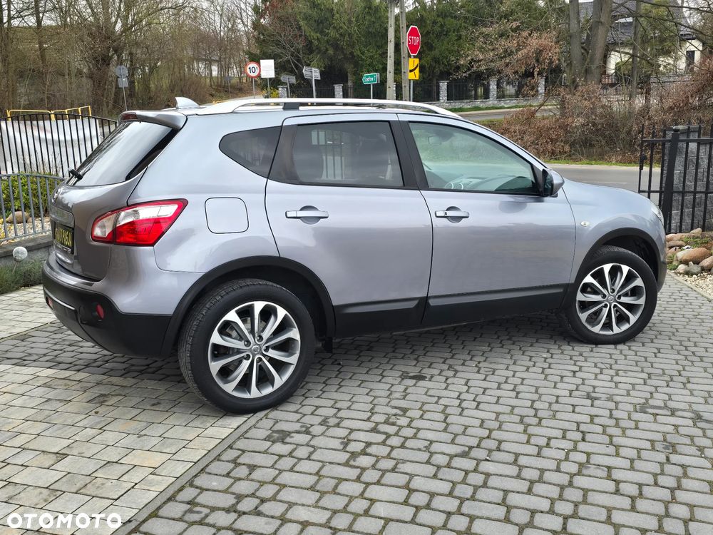 Nissan Qashqai - 11