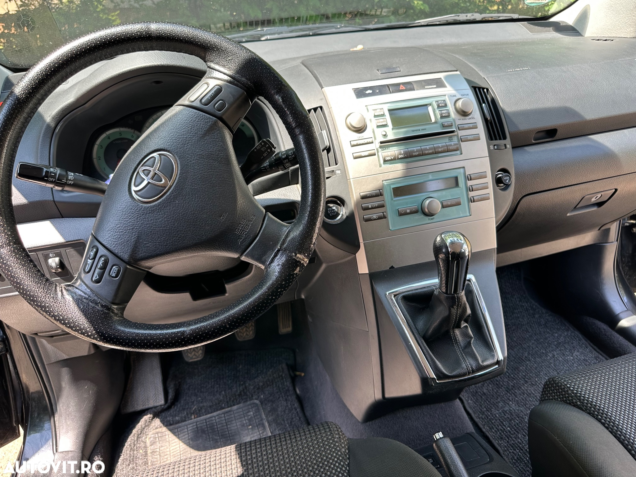 Toyota Corolla Verso - 6