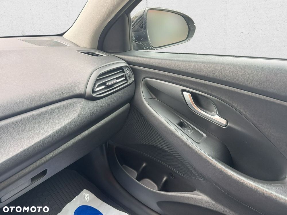 Hyundai i30 - 15