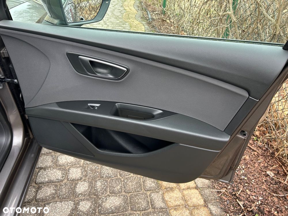 Seat Leon 1.6 TDI Style - 16