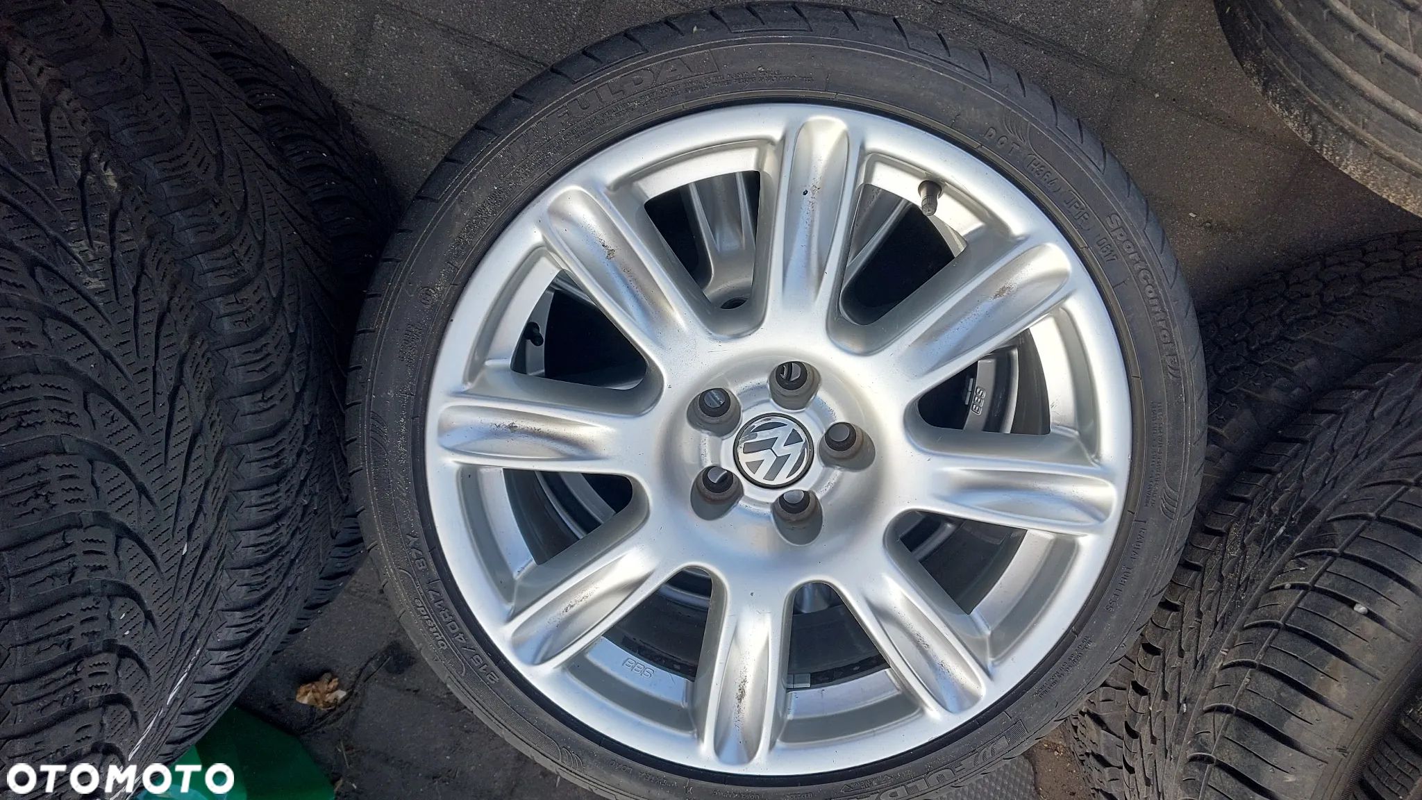 Felga aluminiowa Volkswagen OE 6Q0601025J 7.5" x 17" 5x100 ET 35 - 1