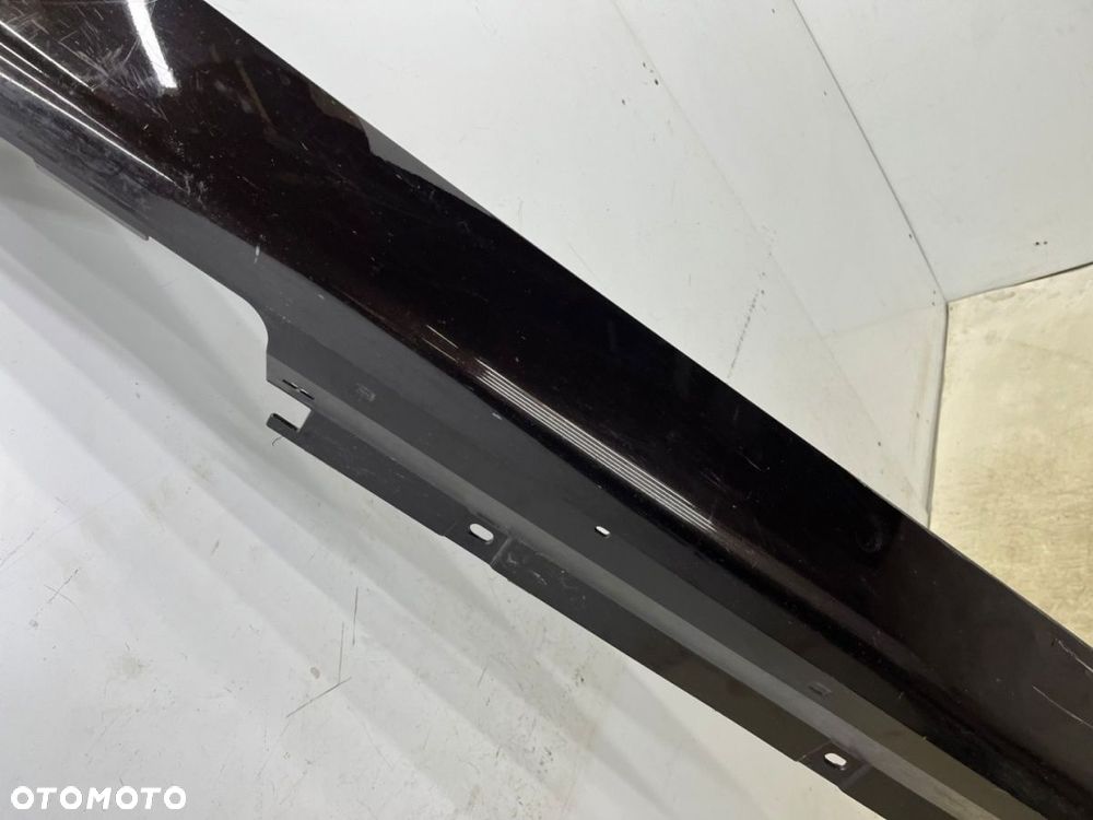 Listwa progowa BMW 2 F46 Gran Tourer 14-22r. PRAWA nakładka progu zewnętrzna prawy próg 7318852 - 9