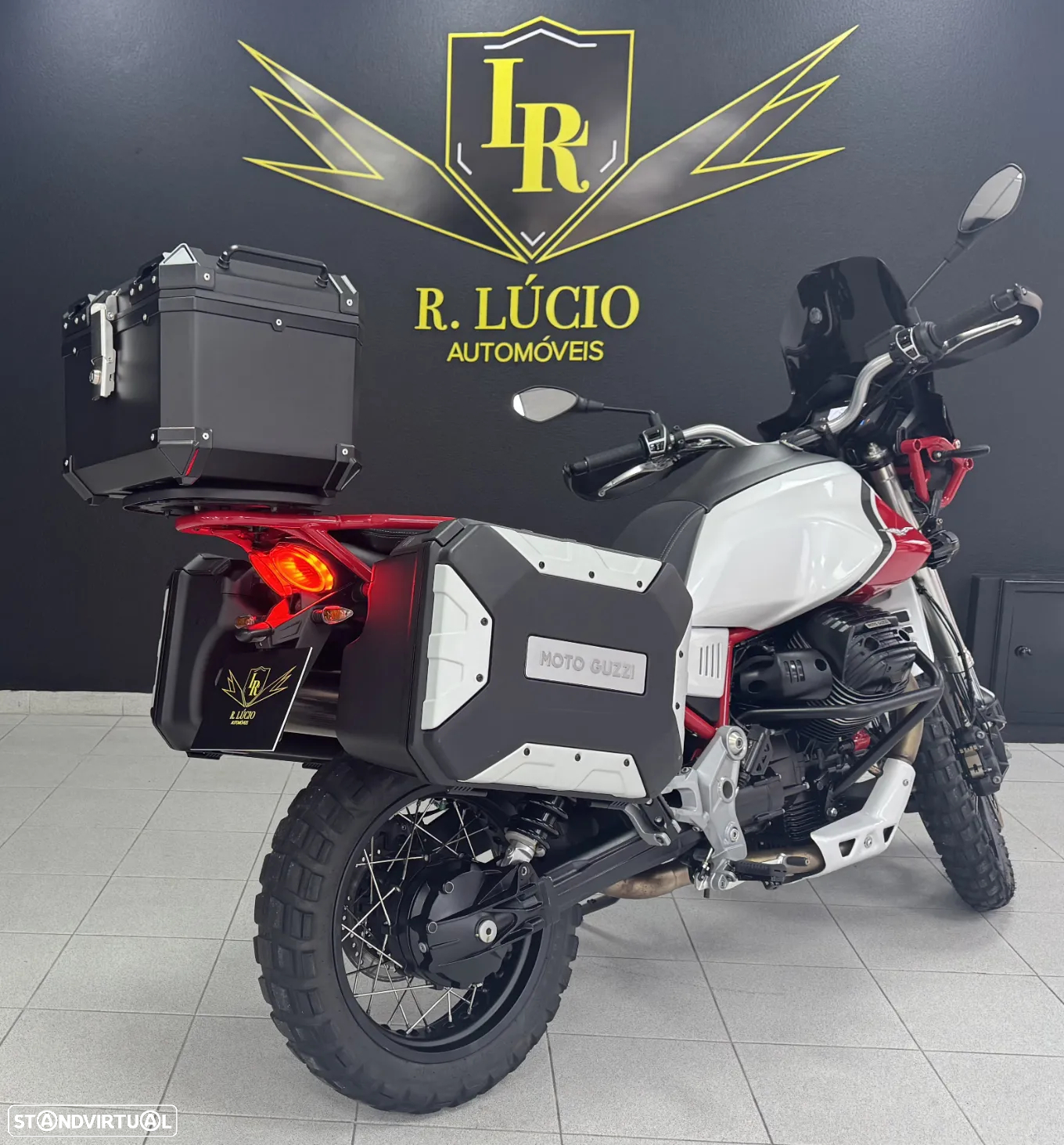 Moto Guzzi V85 - 7