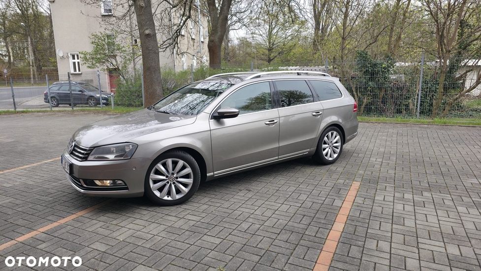 Volkswagen Passat - 5
