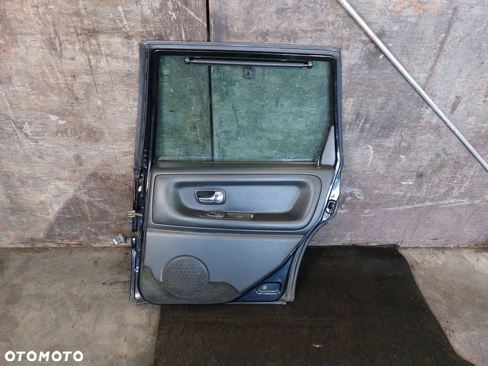 DRZWI KOMPLETNE PRAWY TYŁ VOLVO V70 I 019-26 - 4