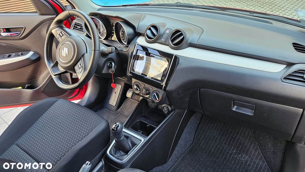 Suzuki Swift 1.2 Dualjet SHVS Premium Plus - 19