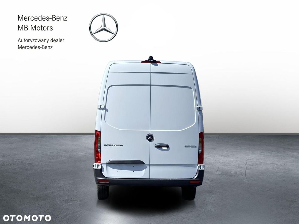 Mercedes-Benz Sprinter - 5