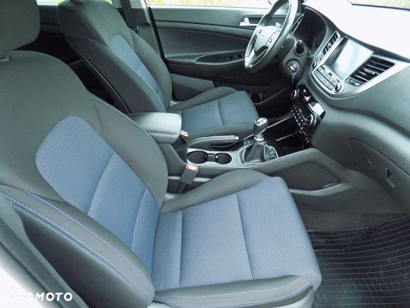 Hyundai Tucson 1.6 Turbo 2WD Navi - 33