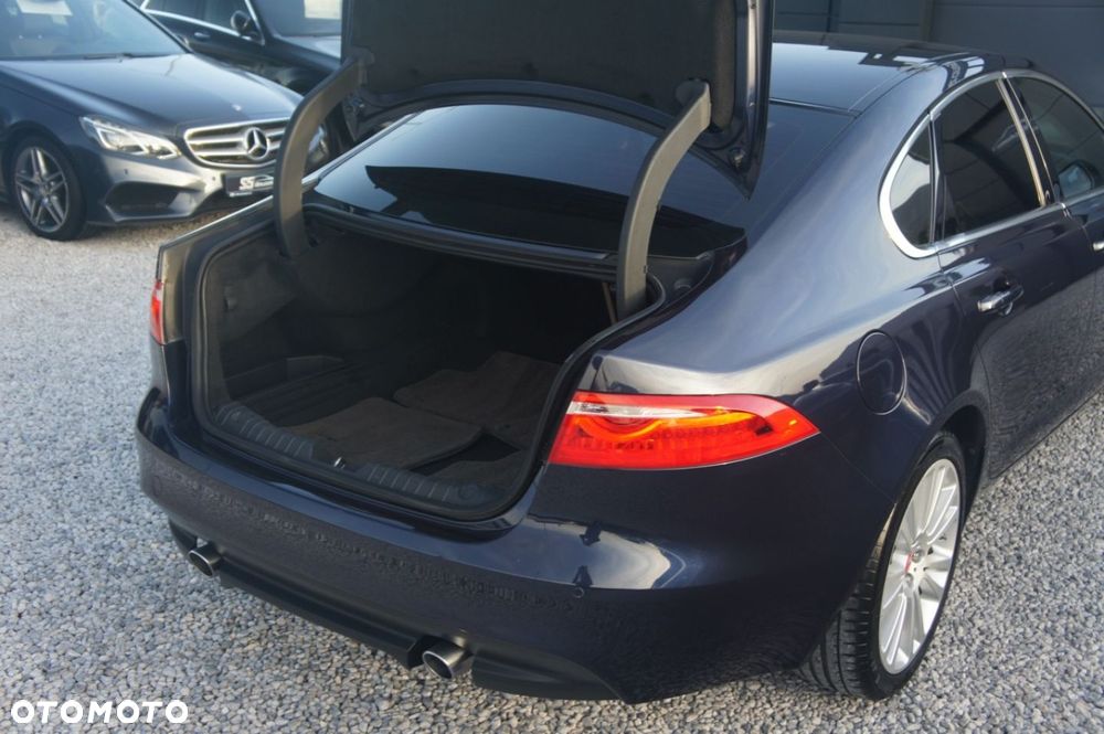 Jaguar XF - 26