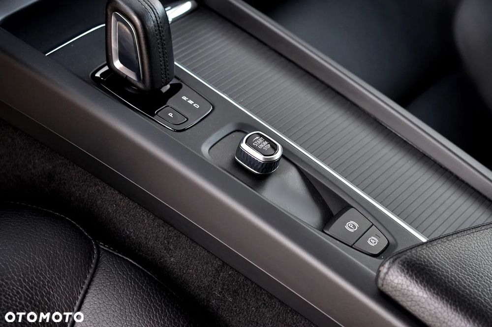 Volvo V60 B3 B Geartronic Momentum Pro - 25