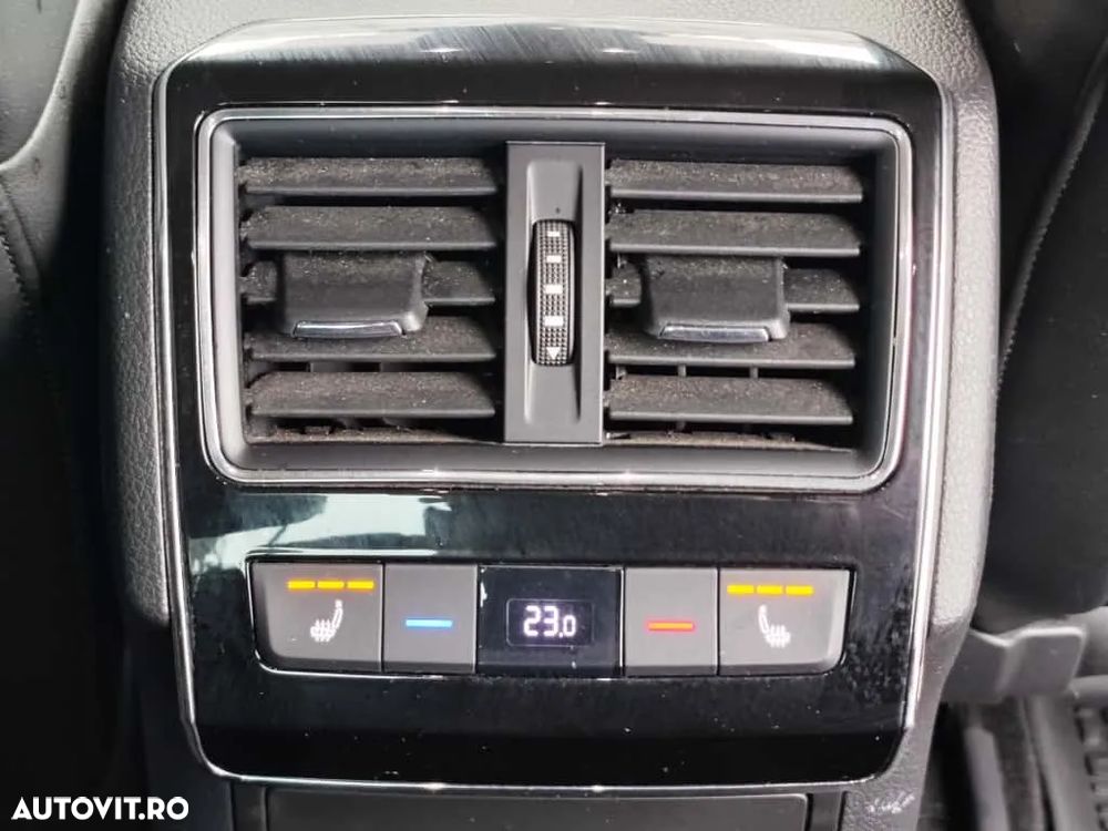 Skoda Superb 2.0 TSI DSG Style - 17