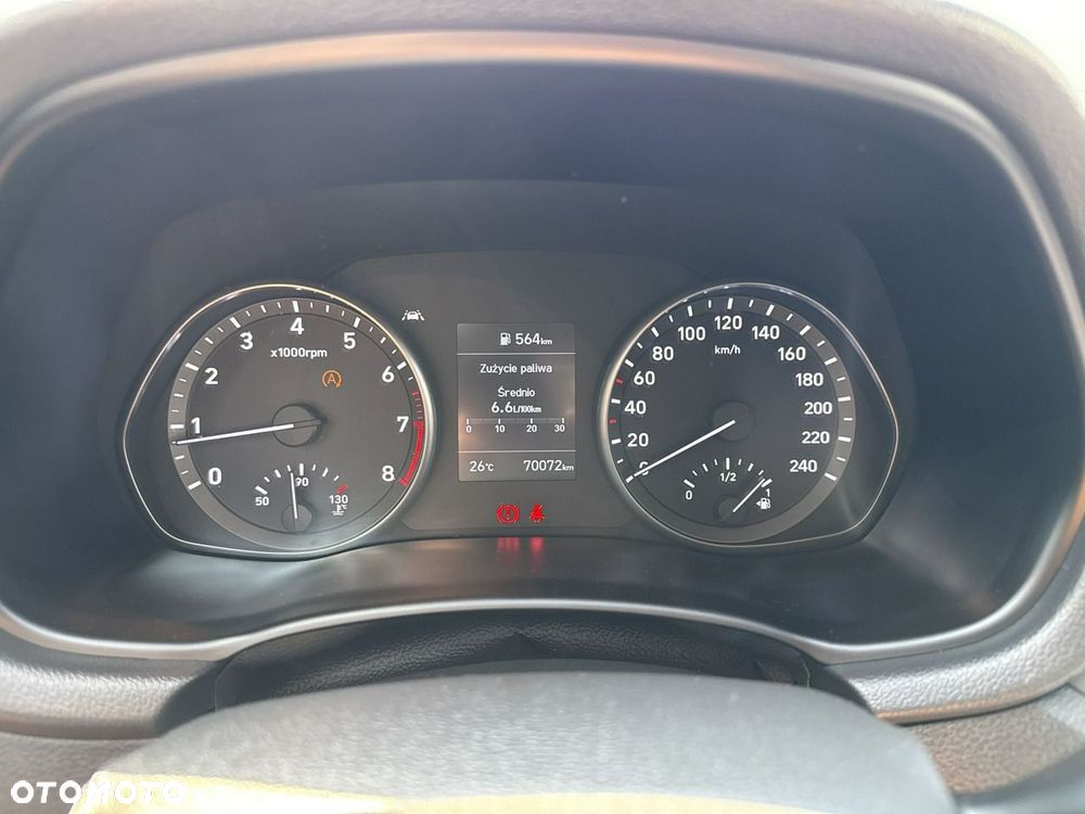Hyundai i30 1.5 DPI Classic + - 26