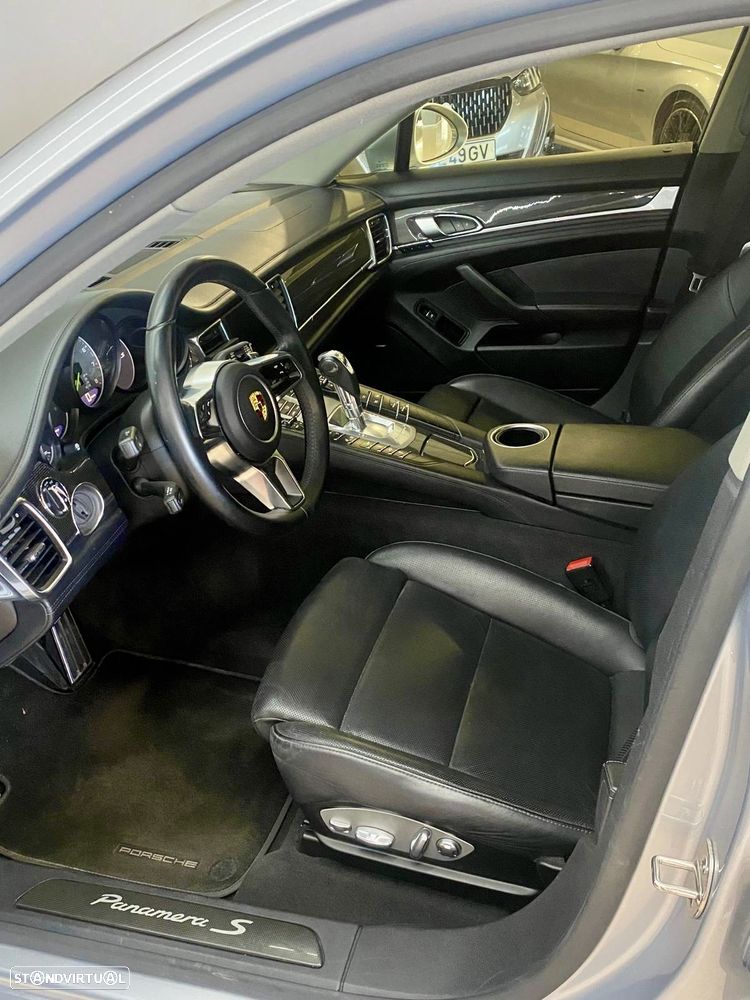 Porsche Panamera S Hybrid J19 - 11