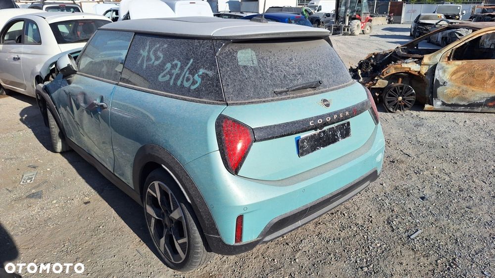 MINI Cooper S Favoured Trim - 14
