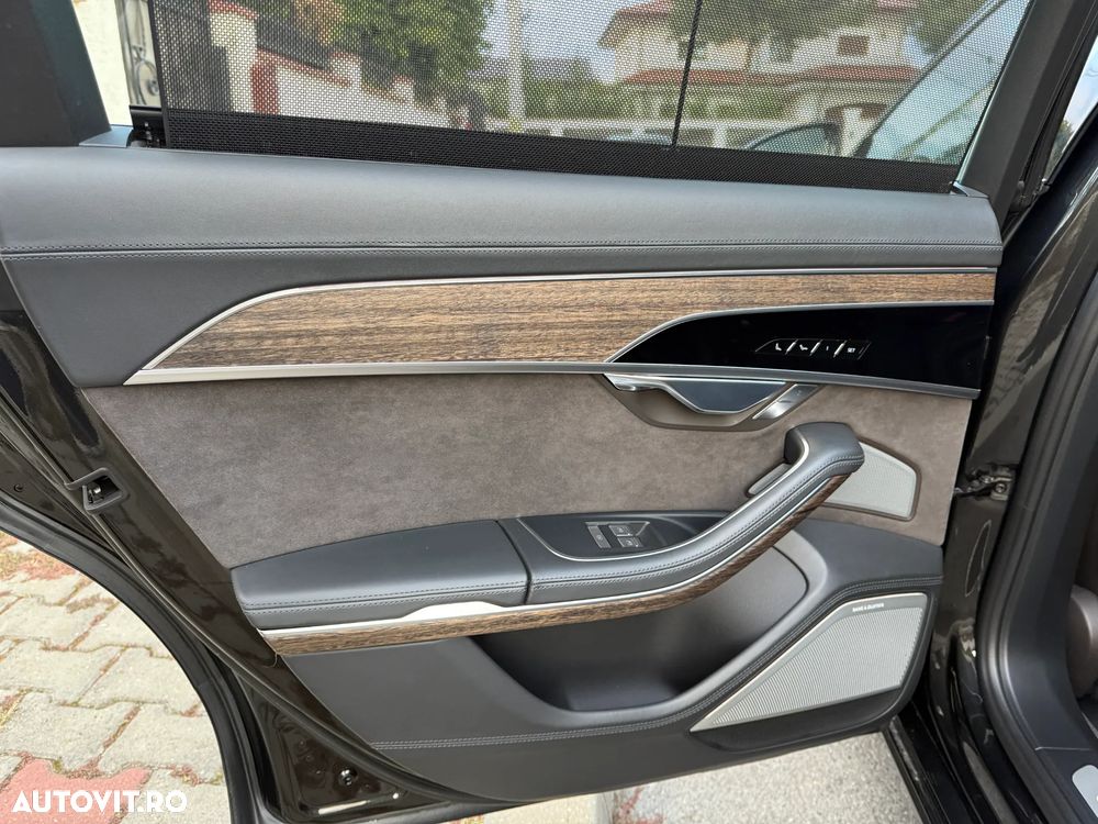 Audi A8 - 15