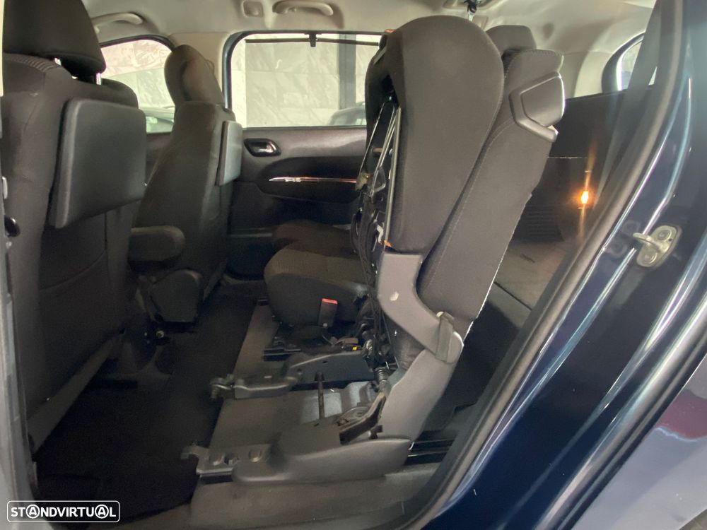 Peugeot 5008 1.6 HDi Premium - 19