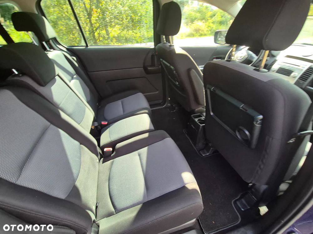 Mazda 5 2.0 Exclusive - 21