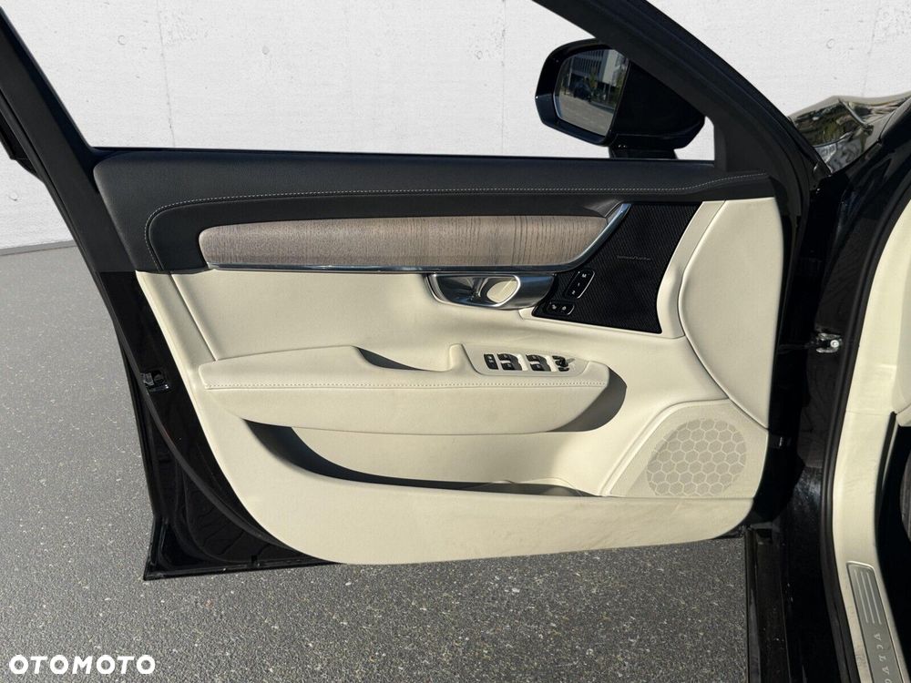 Volvo S90 2022