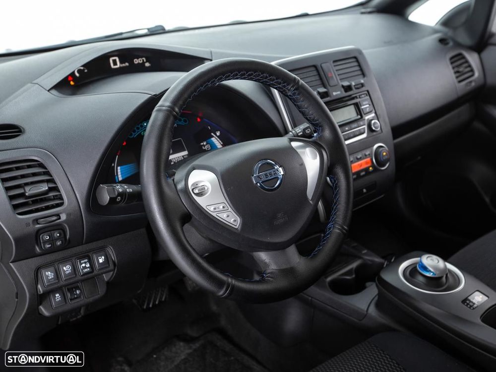Nissan Leaf - 15