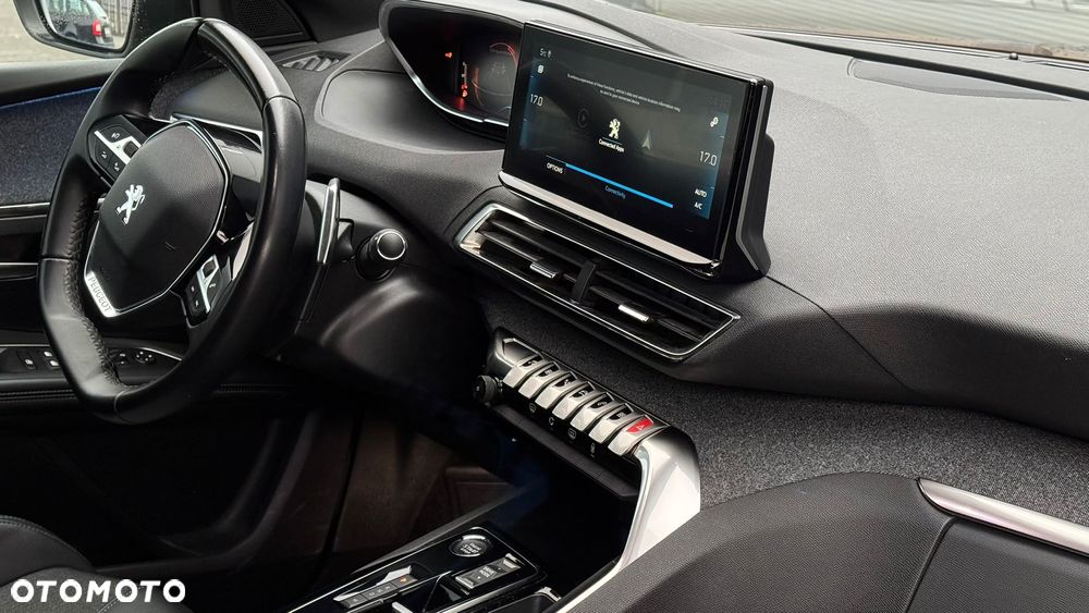 Peugeot 3008 1.5 BlueHDi Allure S&S EAT8 - 17