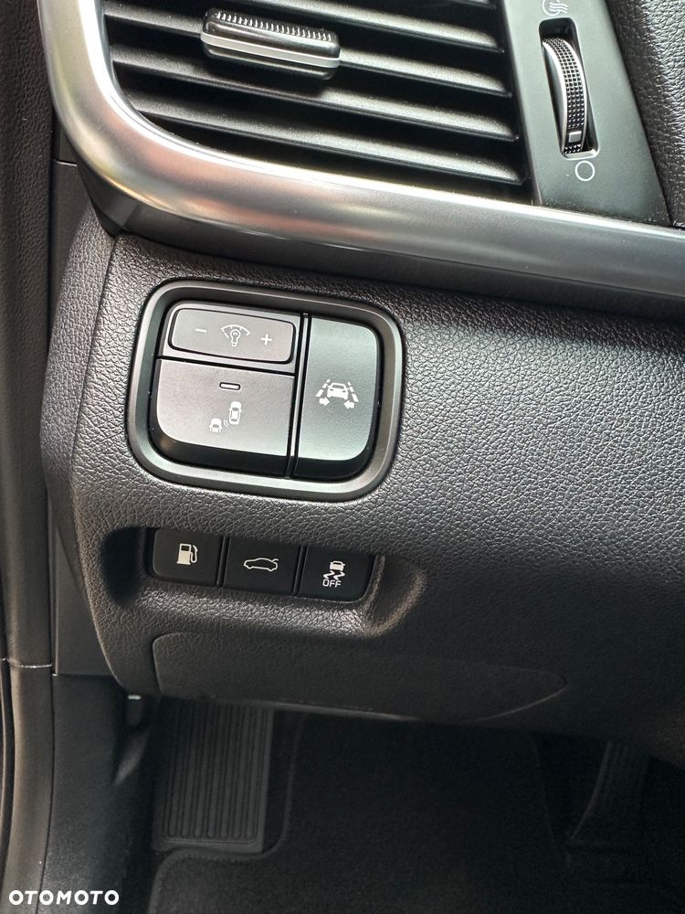 Kia Optima Plug-in Hybrid - 27