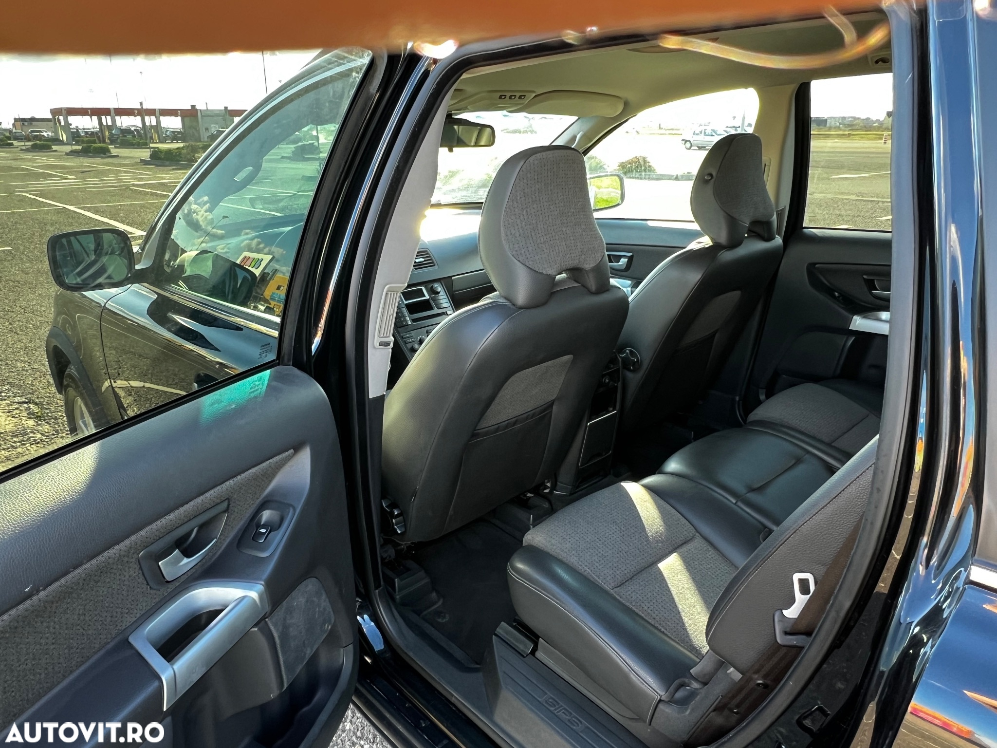 Volvo XC 90 D5 5 locuri - 8