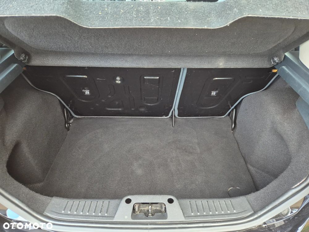 Ford Fiesta 1.25 Titanium - 14