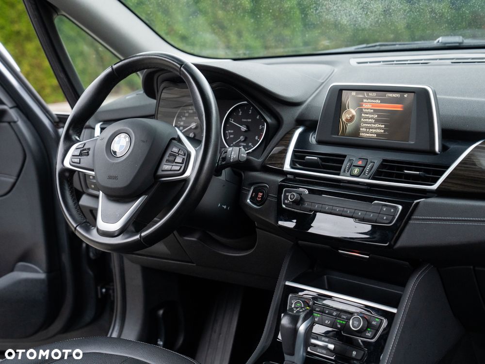 BMW Seria 2 218d Sport-Aut Luxury Line - 27