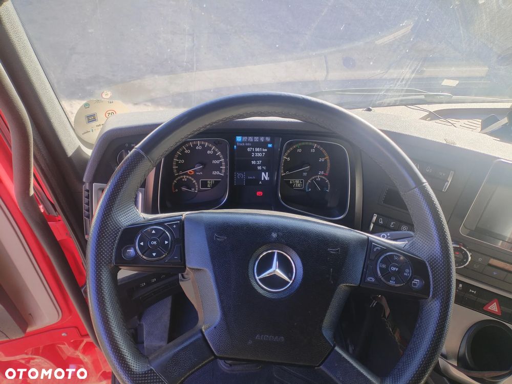 Mercedes-Benz ACTROS - 6