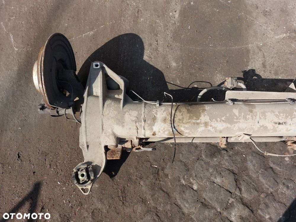 Wózek tylny BELKA TYŁ TYLNA SANKI CITROEN C5 I 2004-2008 LIFT Kombi - 2