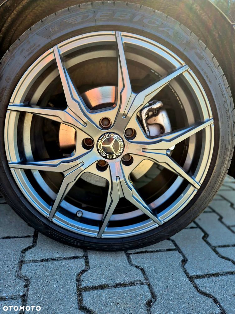 Mercedes-Benz CLA 250 4-Matic - 11