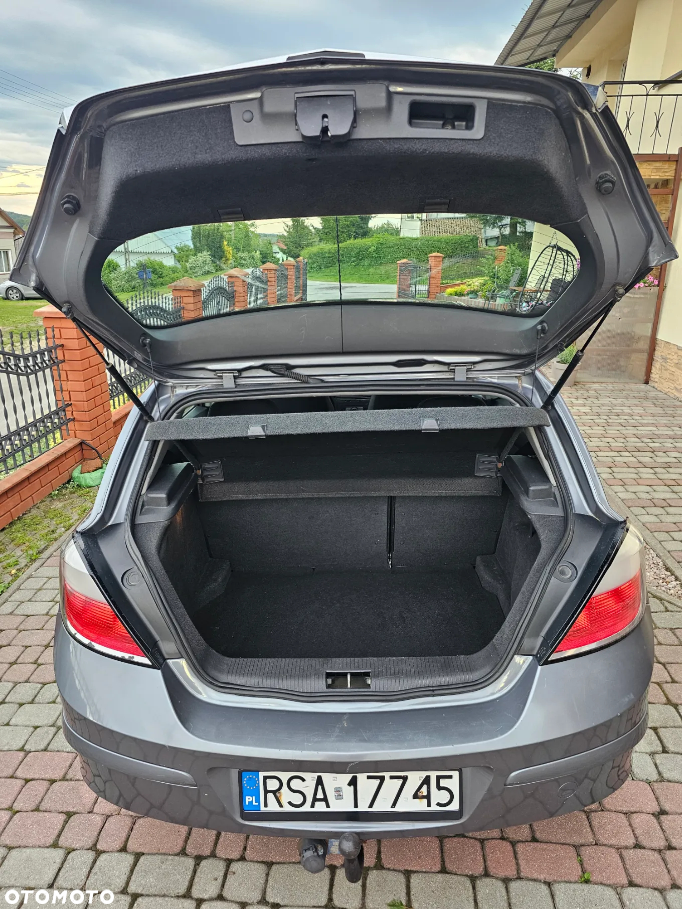 Opel Astra III 1.7 CDTI Essentia - 11