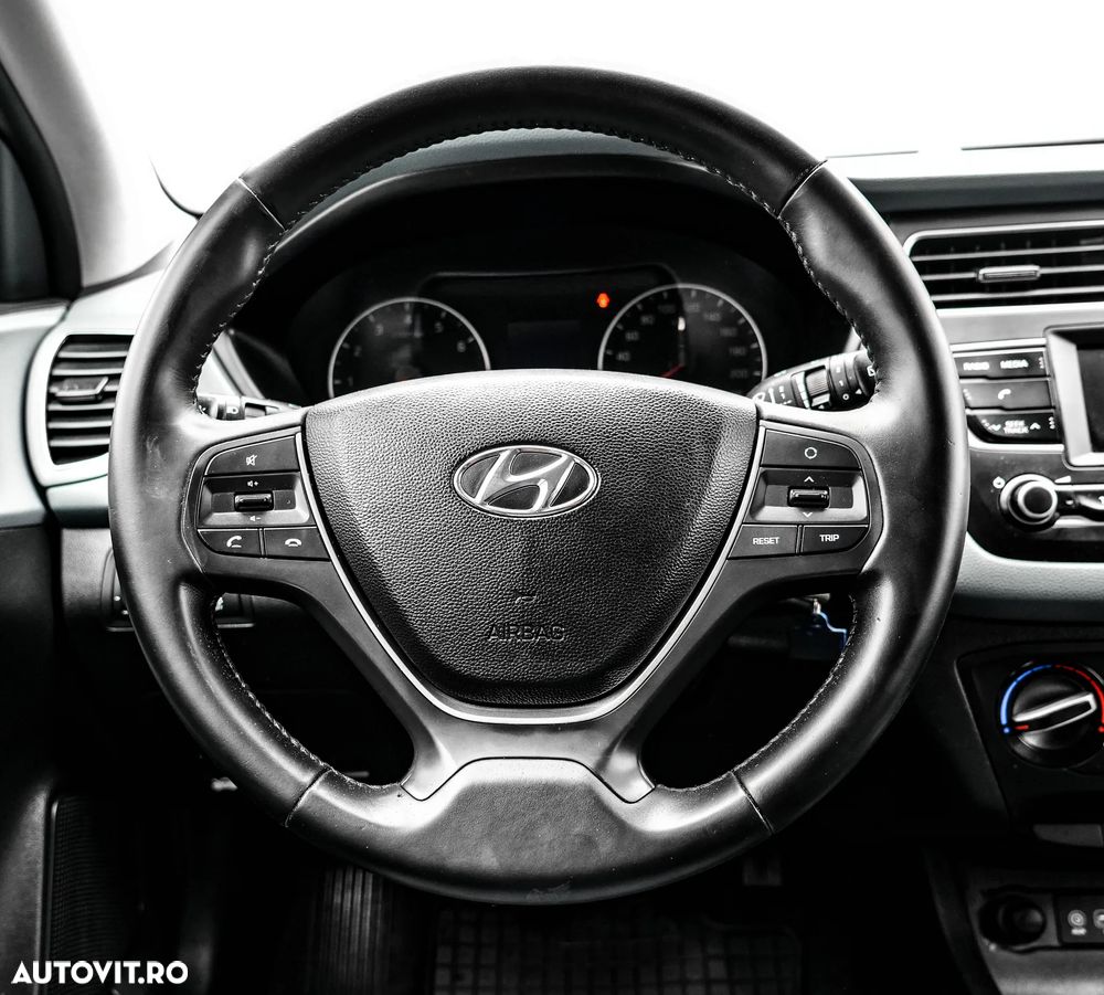 Hyundai i20 1.2 L 84CP 5DR Led Line - 18