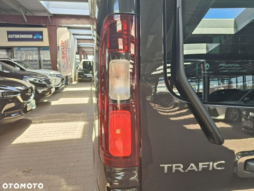 Renault Trafic - 12