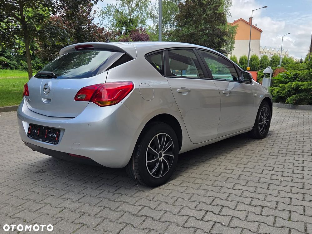 Opel Astra 1.6 Active - 2