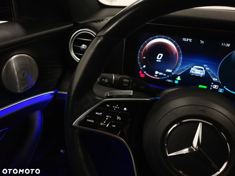 Mercedes-Benz Klasa E 300 de 4Matic 9G-TRONIC AMG Line - 10