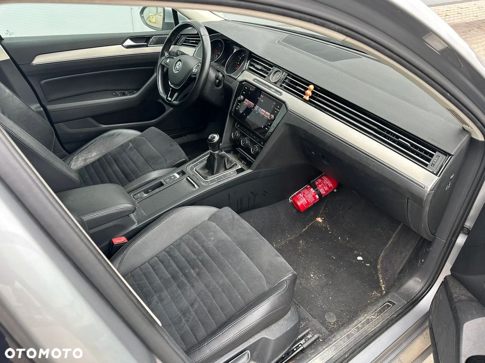 Volkswagen Passat 1.6 TDI BMT Trendline - 7