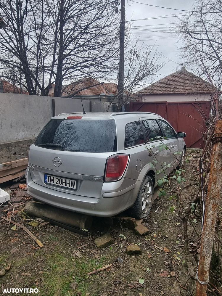 Opel Astra 1.7 CDTI - 17