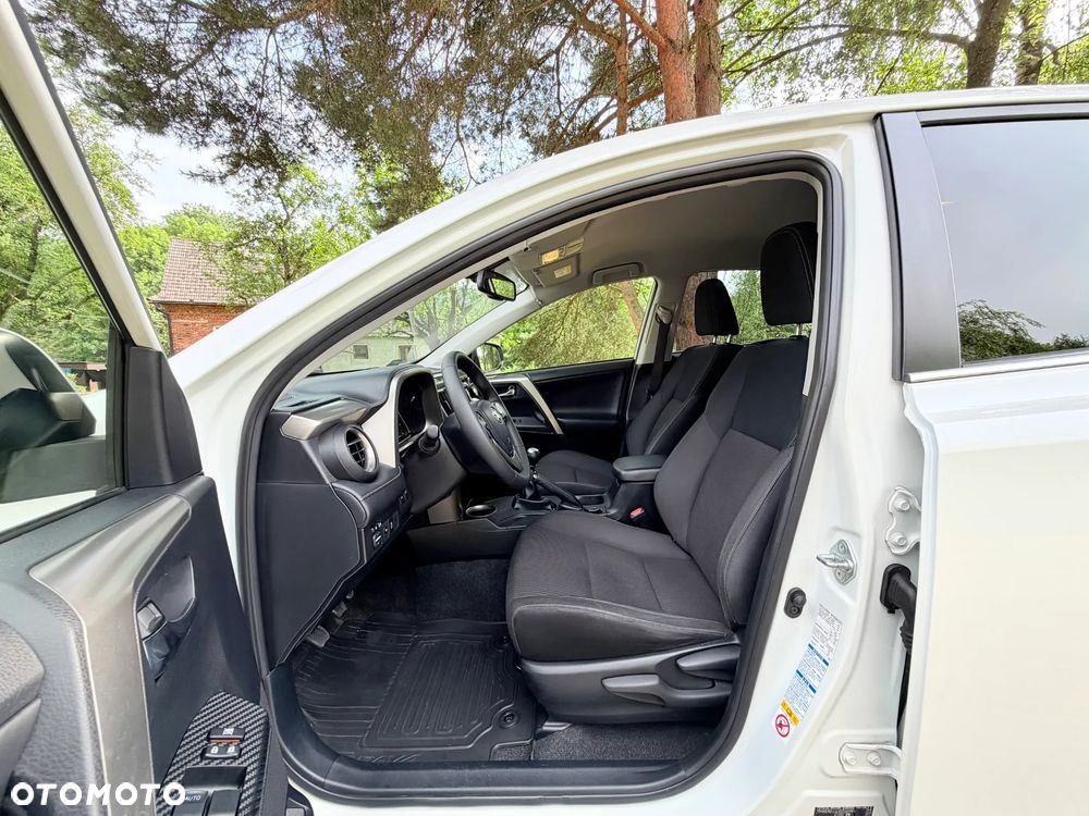 Toyota RAV4 2.0 Premium EU6 - 13