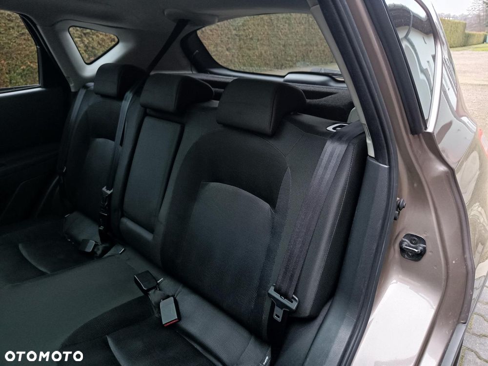 Nissan Qashqai 2.0 Tekna Premium CVT - 17
