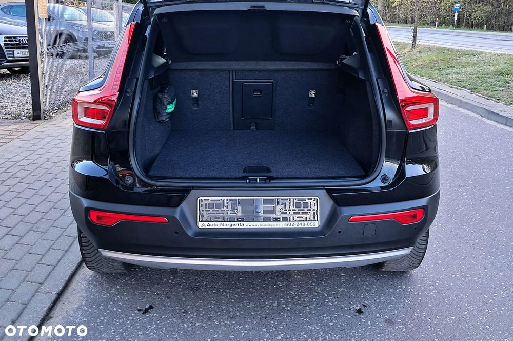 Volvo XC 40 T4 Momentum - 38