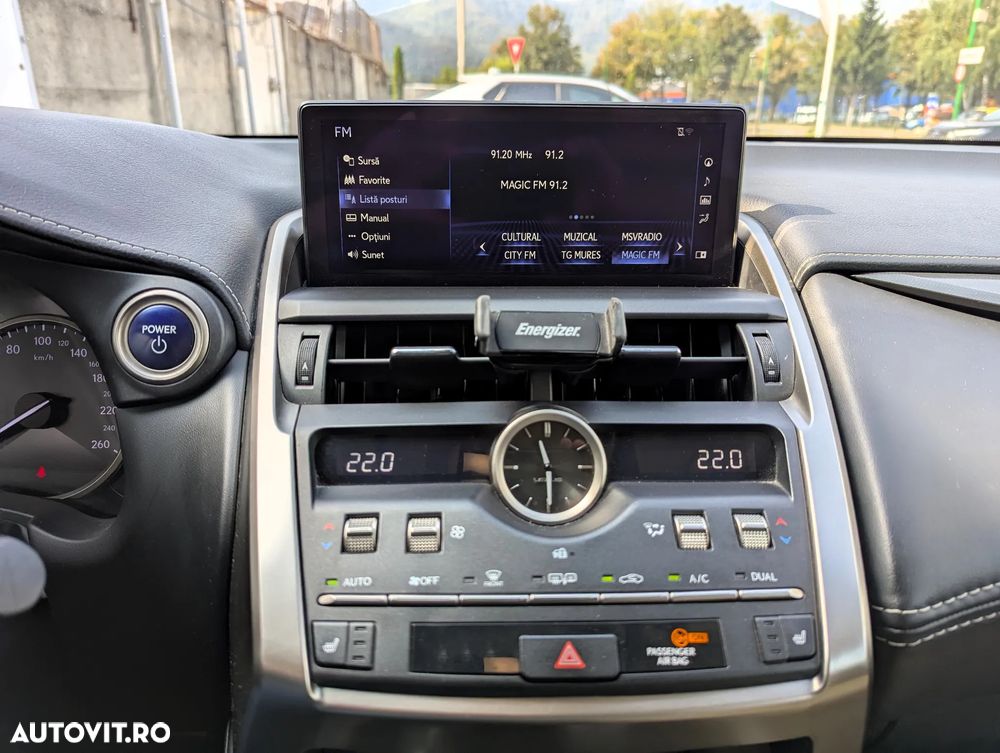 Lexus Seria NX 300h AWD Luxury - 17