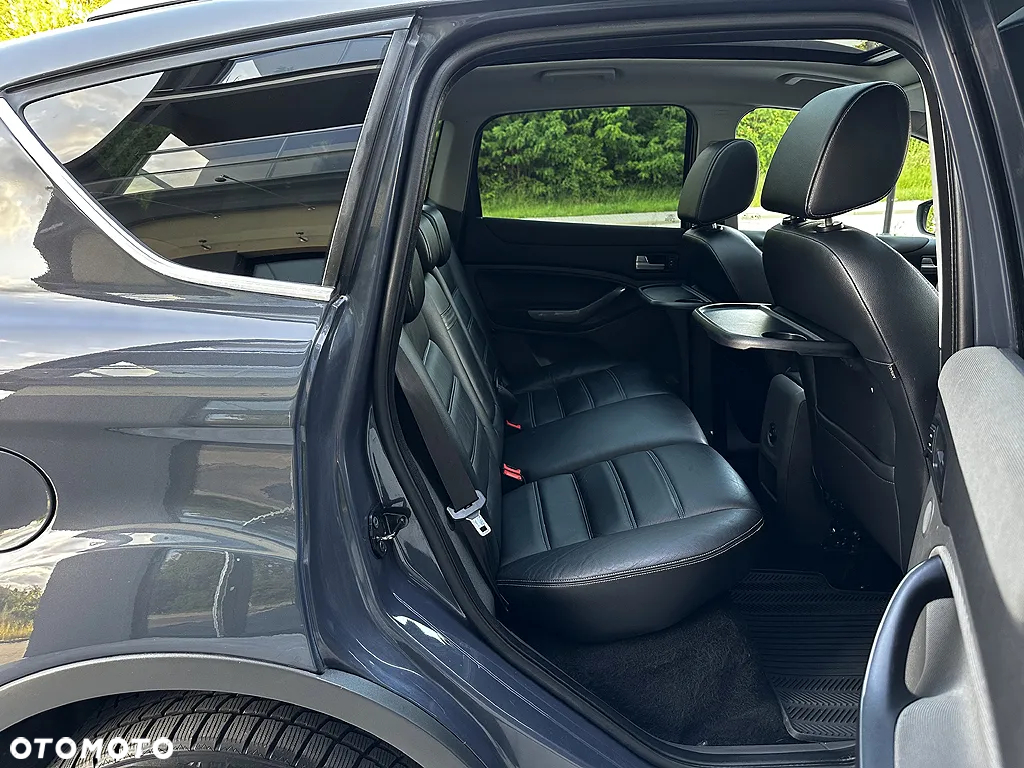 Ford Kuga 2.0 TDCi 4x4 Titanium - 13