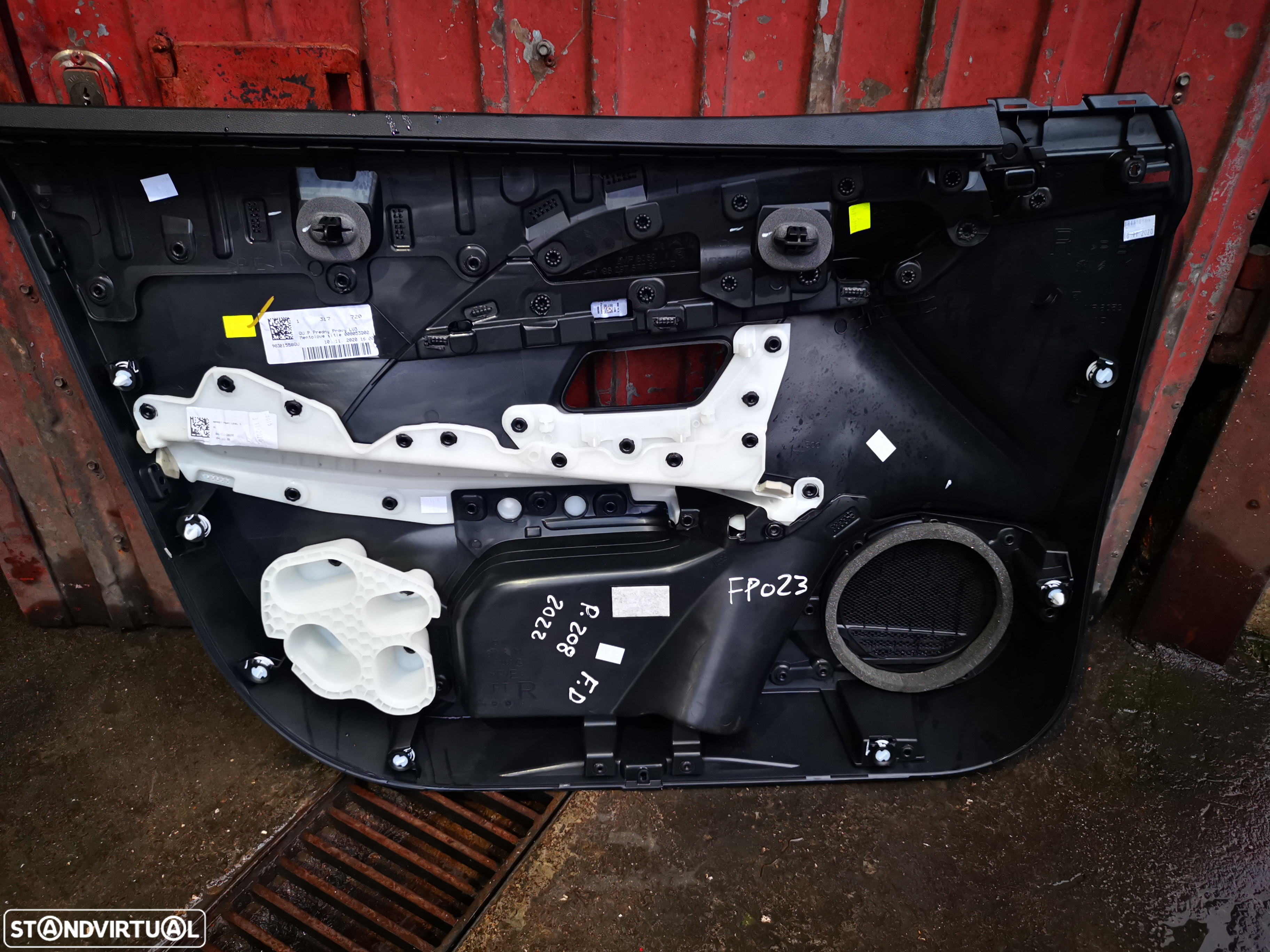 PEUGEOT 208 II FORRA / QUARTELA PORTA FRENTE DIREITA - FP023 - 5