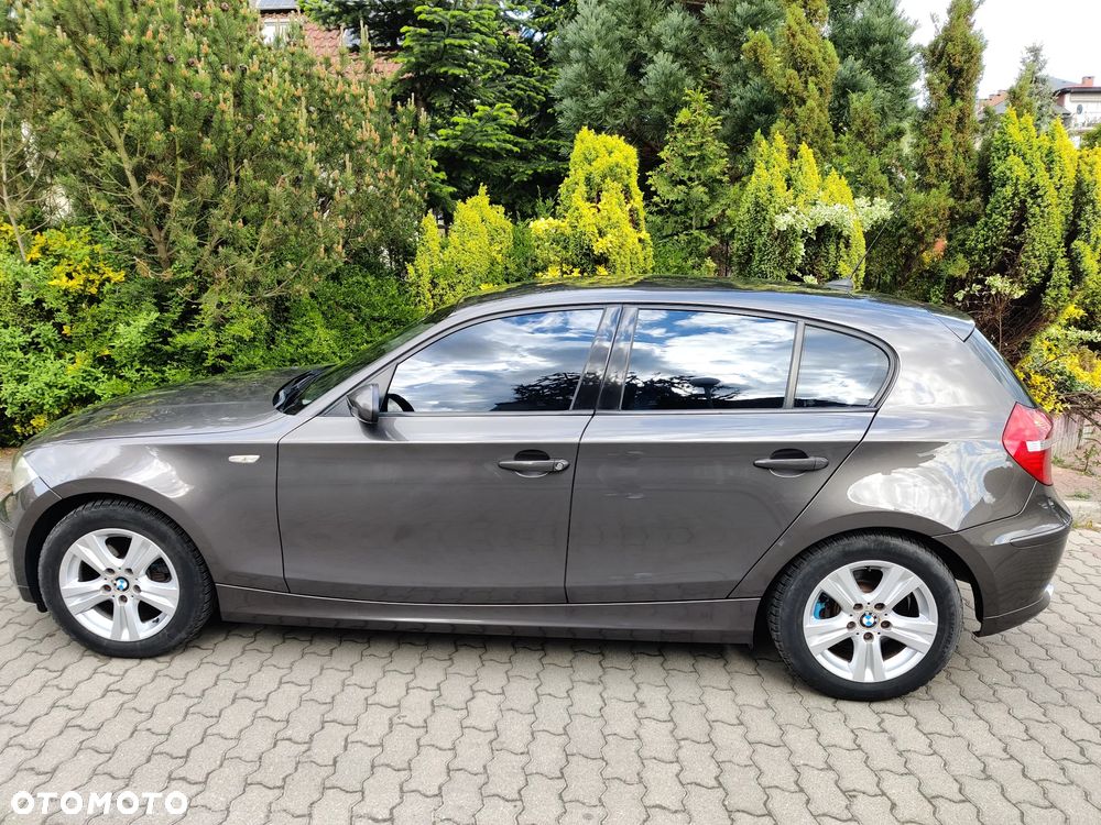 BMW Seria 1 120d DPF - 7