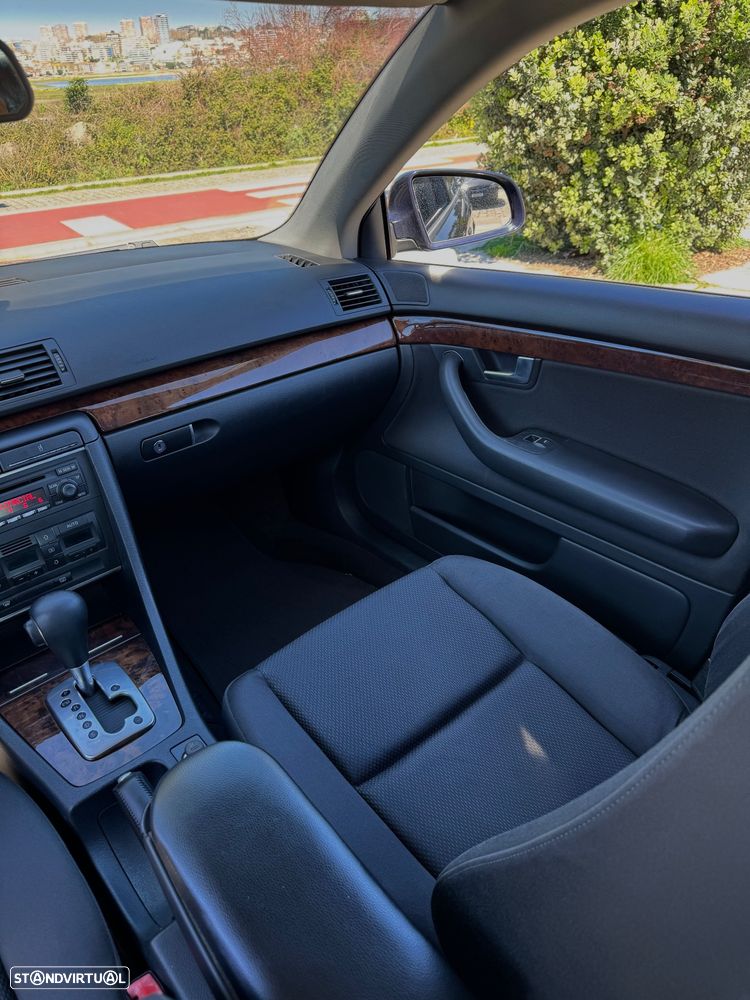 Audi A4 1.9 TDI multitronic - 10