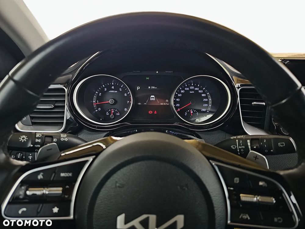 Kia Ceed 1.5 T-GDI Business Line DCT - 19